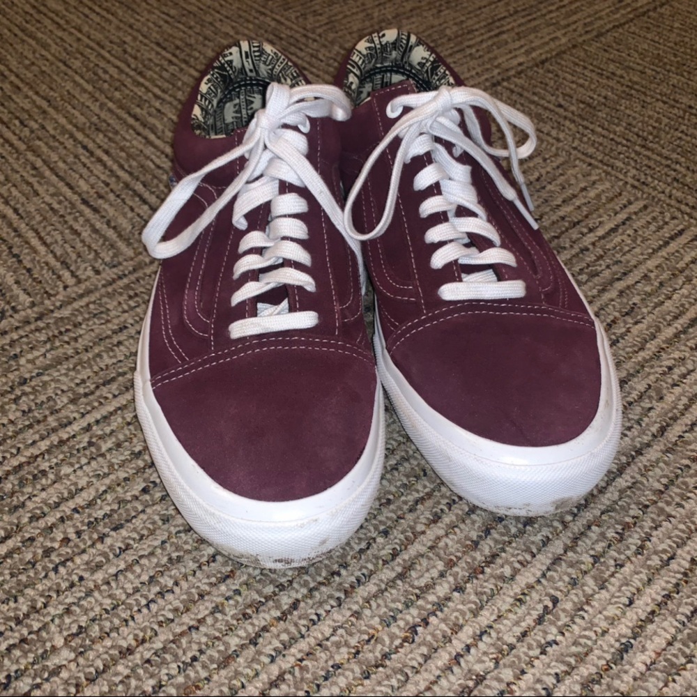 Maroon Vans Old Skool